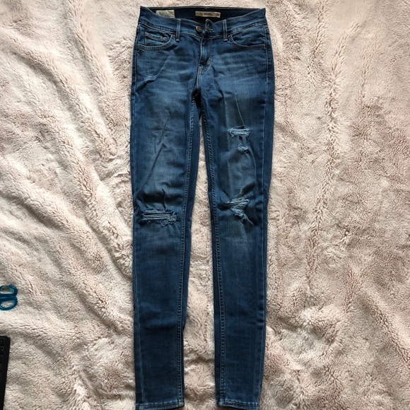 710 Levi’s - Picture 5 of 8